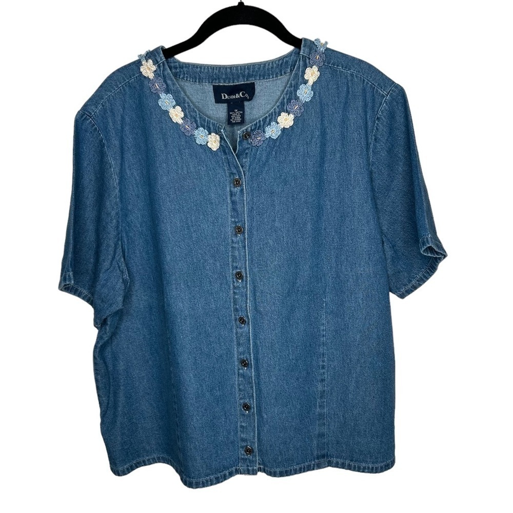 Denim & Co Women’s Denim Button Front Blouse 1X Blue Embroidered Floral Detail